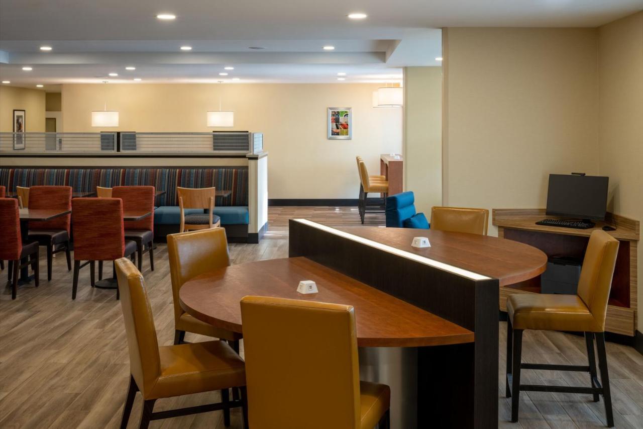 Towneplace Suites By Marriott Venice Exterior photo